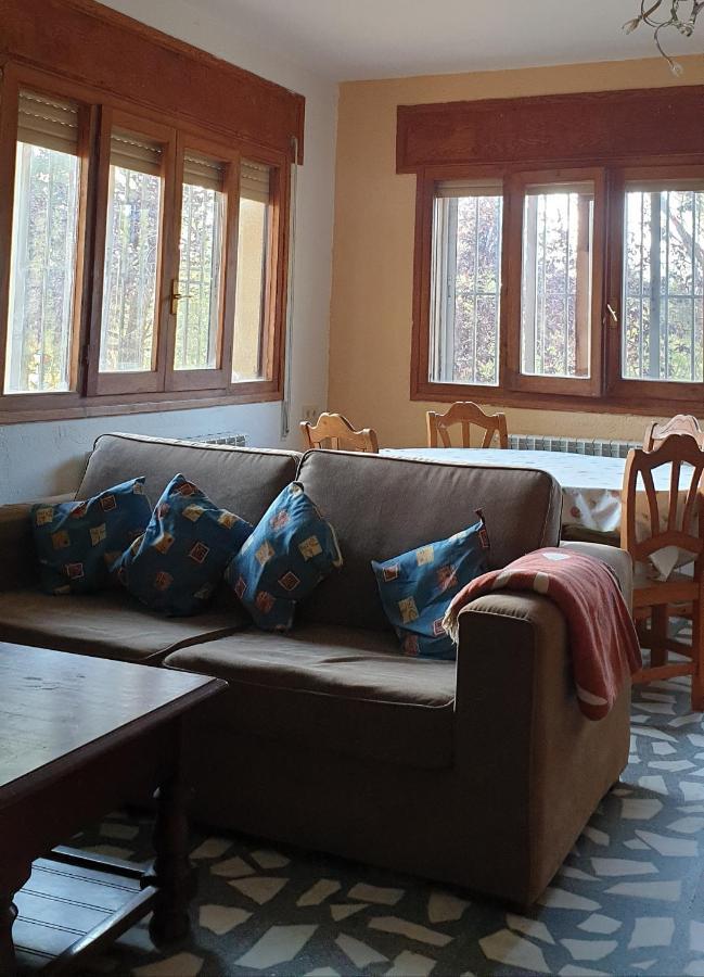 Casa Con Encanto Mitos * Pelayos del Arroyo